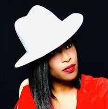 Tatiana Greer's Instagram, Twitter & Facebook