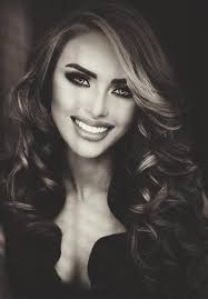 Starla Barnes's Instagram, Twitter & Facebook