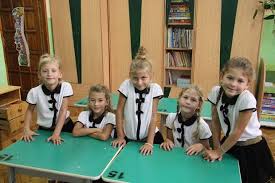 Gazety drukowały list gratulacyjny od premiera piotra jaroszewicza, a zdjęcie wszystkich niemowlaków. Archiwa Piecioraczki Wiadomosci Com