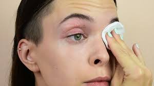 I know this because i film but personally, i would prefer applying eyeliner with eyes close as it gives you more accuracy and. How To Apply Eyeliner To Sensitive Eyes With Pictures Wikihow