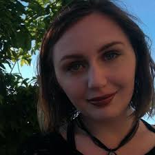 Miranda Kraus's Instagram, Twitter & Facebook