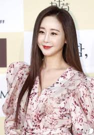 24일 스포츠조선 단독 보도에 따르면 부부의 한 측근의 말을 인용해 최근 함소원과 진화의 관계가. í•¨ì†Œì› ë‚˜ë¬´ìœ„í‚¤