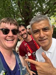 Daniel Alcock (@DanielEdAlcock)