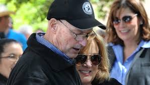 A Little camaraderie: Cookout honors investigator