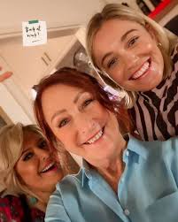 Felicity's Departure from Home and Away