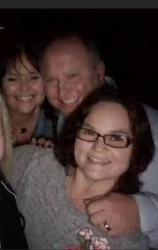 Crystal Hanlon's Instagram, Twitter & Facebook