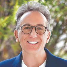 David Welton's Instagram, Twitter & Facebook