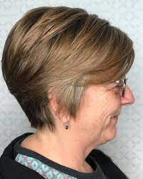 Don't forget to share your favorite haircuts in comments tousled short do show off your features with this amazing short hairstyle. 17 Best Short Hairstyles For Women Over 50 With Glasses