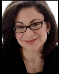 103) The little girl that raised money for cancer research was an the  business owners. (A) inspiration (B) awesome (C) employee (D) obstacle