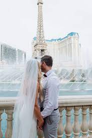 Elope In Las Vegas Las Vegas Wedding Photos Las Vegas Wedding Photography Las Vegas Elopement