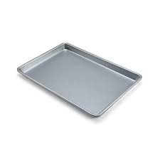 With this pan you will most defiantly handle it with both hands because it flexes. Best Jelly Roll Pans Buying Guide Gistgear