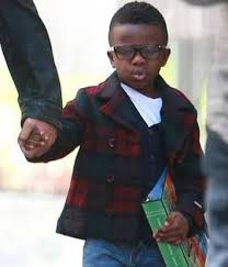 Sandra bullock appears on the cover of this week's people announcing her divorce and her adopted newborn son, louis. Sandra Bullock Son Louis Bardo Bullock Celebrities Infoseemedia