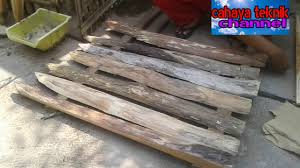 Pagar kayu dan tanaman, segar dan menyejukkan serta menambah privasi. Pagar Cantik Unik Kreatif Kayu Sisa Cahaya Teknik Youtube