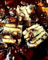Salammz.lame dh tingin nk wt kuih batik ni.tp xdan nk cari dlm intnt.akhirnya ngn resepi amir said ni jgk yg tpilih.tgk dr komen2 kt cni sume kata bestt n terrbaikk sooo rugi kalo x try nihh.hehheeh.arap2. Resepi Kek Batik Rangup Yang Sedap Aku Sis Lin