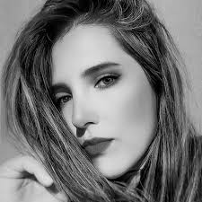 Larissa Cabrera (@larissacabrera_) • Instagram photos and videos