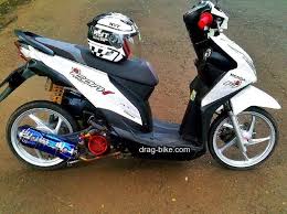50 Foto Gambar Modifikasi Beat Kontes Street Racing Jari Jari Drag Bike Com Di 2020 Modifikasi Mobil Motor Honda