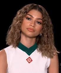 Delsa Thomas's Instagram, Twitter & Facebook