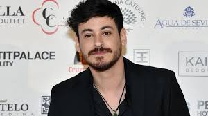 Cepeda abre un grupo de Telegram con sus fans y convierte 'ornitorrinco' en  TT para desviar