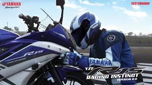 As always riding the bike and getting you guys an unbiased review is our top prior… article by amit gond. New R15 Image Blue Yamaha R15 V2 Hd Wallpapers 1080p 1920x1080 Wallpaper Teahub Io