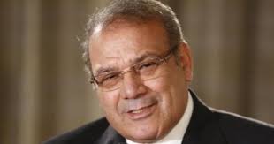 ذكر في برنامج القاهرة اليوم مع عمرو أديب أن ممثله المفضل هو أحمد زكي، وفيلمه المفضل هو (زوجة رجل مهم). Ø§Ù„Ù„ÙŠÙ„Ø© Ø§Ù„Ø¯ÙƒØªÙˆØ± Ø­Ø³Ù† Ø±Ø§ØªØ¨ Ø¨Ø¨Ø±Ù†Ø§Ù…Ø¬ 90 Ø¯Ù‚ÙŠÙ‚Ø© Ø¨Ù…Ù†Ø§Ø³Ø¨Ø© Ù…Ø±ÙˆØ± 19 Ø¹Ø§Ù…Ø§ Ø¹Ù„Ù‰ Ø¥Ø·Ù„Ø§Ù‚ Ù‚Ù†Ø§Ø© Ø§Ù„Ù…Ø­ÙˆØ± Ø§Ù„ÙŠÙˆÙ… Ø§Ù„Ø³Ø§Ø¨Ø¹