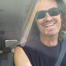 Mandi Powell (@mandipowellmusic) • Instagram photos and videos