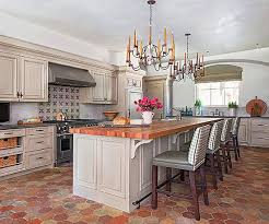 help! my new kitchen makes the rest of