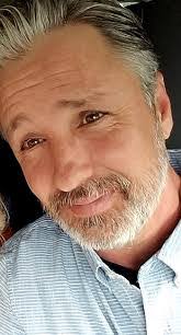 Kelly Horton's Instagram, Twitter & Facebook