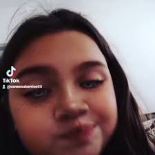 Vanessa Berrios (@holistic_world_) • Instagram photos and videos