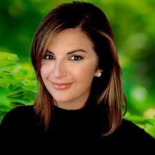 Amy Stamey's Instagram, Twitter & Facebook