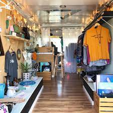 Fashion Truck Mobile Boutique Art Thrift Garage Sale Love Free Movement Mobile Boutique Boutique Interior Mobile Fashion Truck