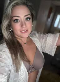 Go ahead, flood my DMs 😛😙