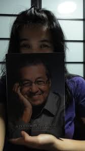 A doctor in the house : A Colorful Life A Doctor In The House The Memoirs Of Tun Dr Mahathir Mohamad