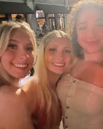 madi💌 (@madimonroee) • Instagram photos and videos