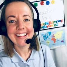 Amy Barcelona's Instagram, Twitter & Facebook