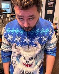 Aaron Cull's Instagram, Twitter & Facebook