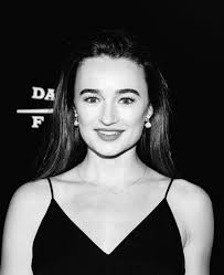 Pelakon The Walking Dead, Kelley Mack Meninggal Dunia Akibat Kanser Pada  Usia 33 Tahun