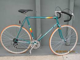 Classic Peugeot Road Bike Vintage Classic Road Bike Bike Restoration