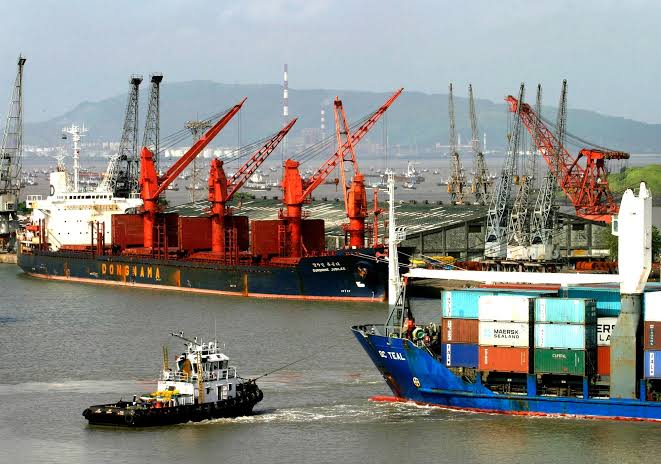 India's merchandise exports jump 18% in May; trade deficit widens to $28.21  billion | Mint