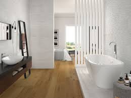Baños vintage madera ceramica imitacion madera azulejos baño diseño de interiores casa pequeña revestimiento casas pequeñas suelos pisos. Ceramica En Madrid Suelos Ceramicos Y Revestimientos Pavimarsa