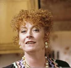 Renowned Belfast actress Eileen Pollock best known for 'Lilo Lil' role  remembered as 'extraordinary woman'