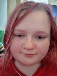 Family of teenage Towyn market trader resume business in her memory