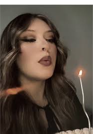 Yessenia Solis (@chenniaa001)