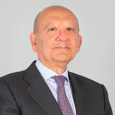 André Navarro de Noronha, Europe