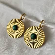 Gold Plated Creole Plated Golden Zoe Curls Gold Plated Wavy Round Pendant And Malachite Gemstone In 2020 Round Pendant Gemstones Malachite