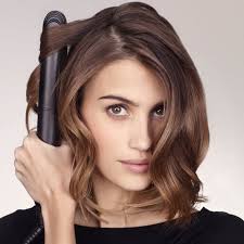 La soluzione ideale per chi ha i capelli corti o di media lunghezza. Come Fare Le Beach Waves Con La Piastra I Prodotti Per L Estate 2019