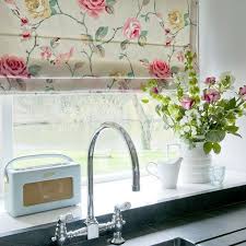 kitchen window sill, kitchen blinds