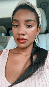 Melissa Mcfarlane's Instagram, Twitter & Facebook