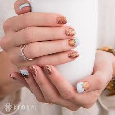 Happy Fall Trushine Rush Gel With Jamberry Maple Sugar Accent Nails Jamberry Fall Nails Jamberry Nails Jamberry Nail Wraps Jamberry Fall
