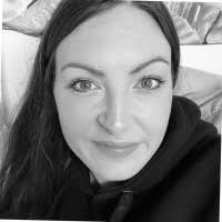 100+ perfiles de «Michelle Thompson»