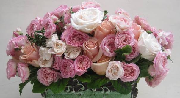A Bed Of Roses LA — Same-Day Flower Delivery in Los Angeles, 90034 | Floom